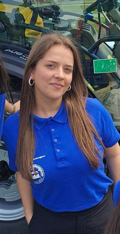 Anita Pavlova, menadžer prodaje za poljomehanizaciju